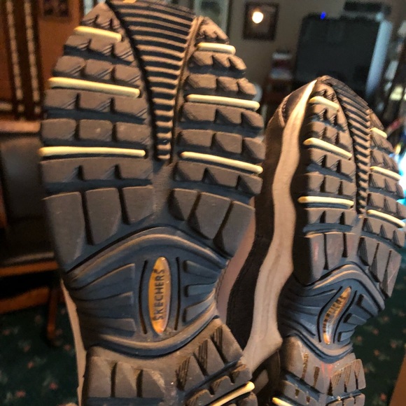 REFLECTIVE SKECHERS - Picture 6 of 6